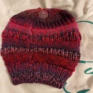 CC messy bun beanie